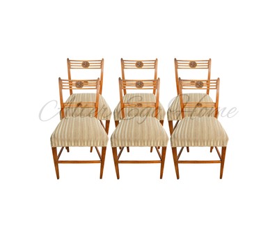 Антикварный комплект из шести стульев из вяза со сквозной спинкой 1790-х гг.